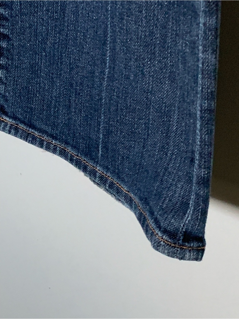 7 For All Mankind Bootcut Jeans in Size 28 | Medium Wash-Low-Rise Stretch Denim - Picture 15 of 16